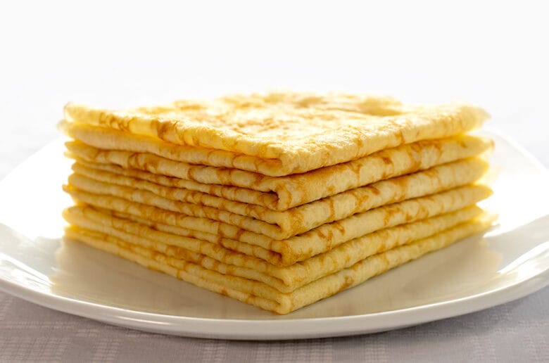 Clatite clasice frantuzesti, pufoase, fragede si delicioase