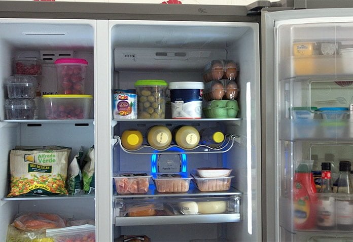 Ce are Jamila in frigider - Review LG Instaview door-in-door