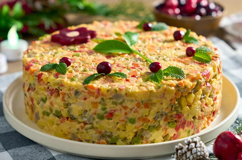 Salata de boeuf cu maioneza pentru sarbatori