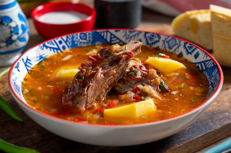 Ciorba de scarita afumata ca la bunica